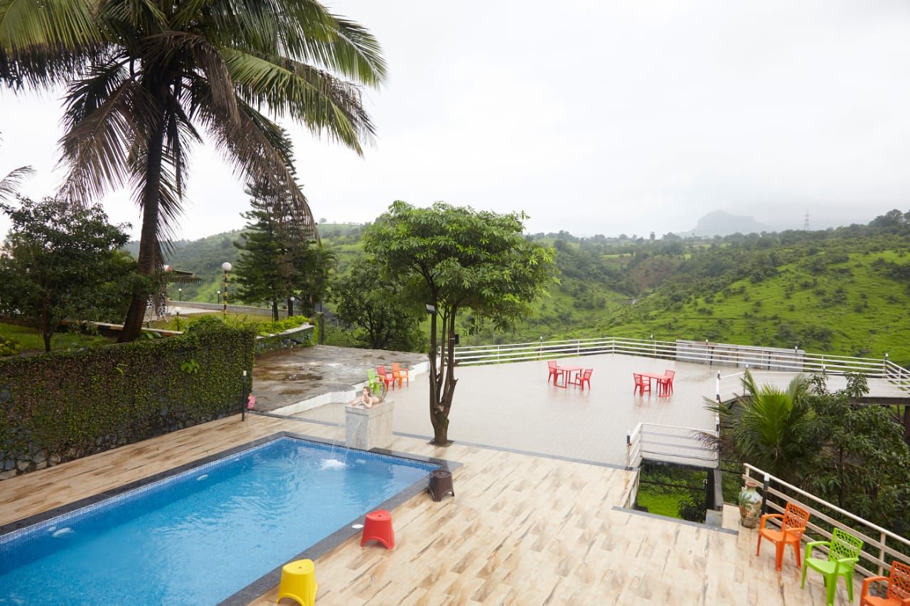 Pool at Manas Bungalow overlooking the Igatpuri valley